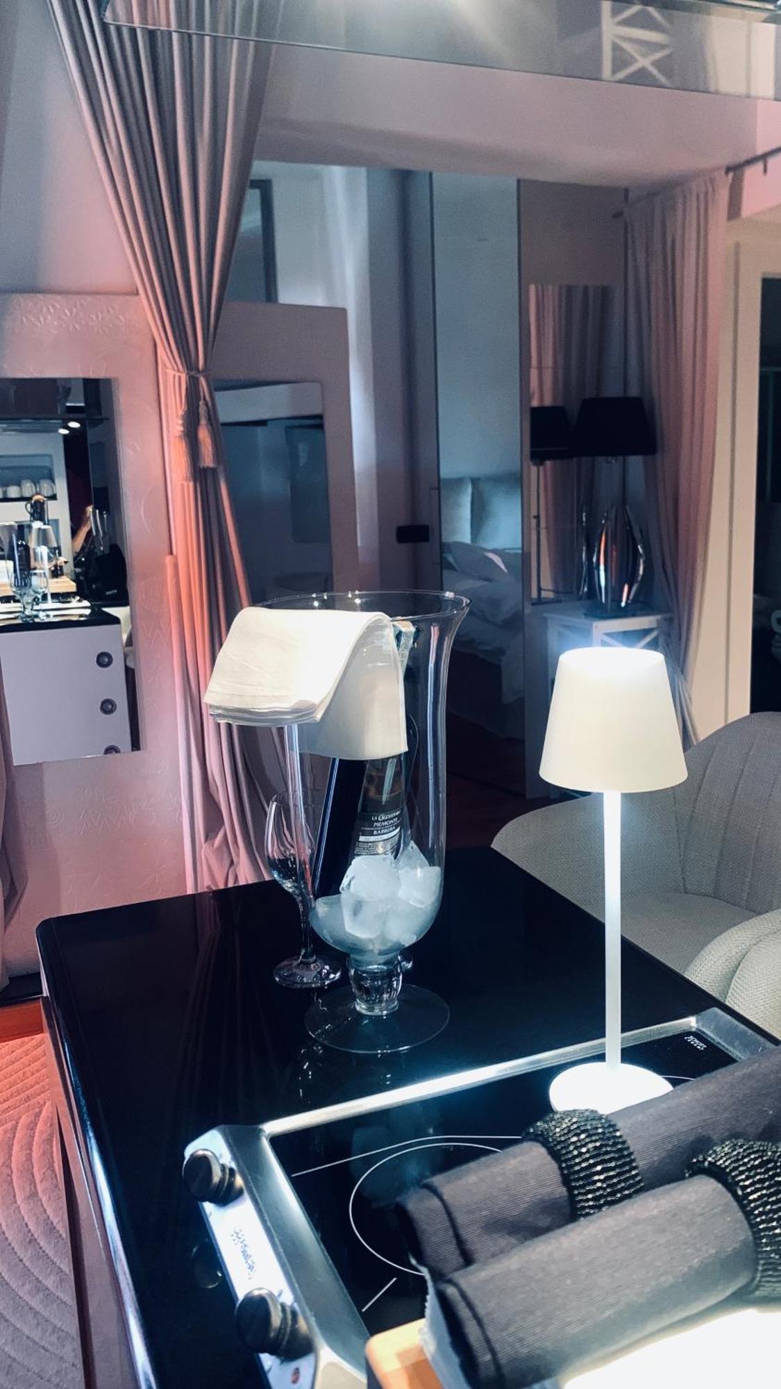 ורבאניה Little Suite Near Lake מראה חיצוני תמונה